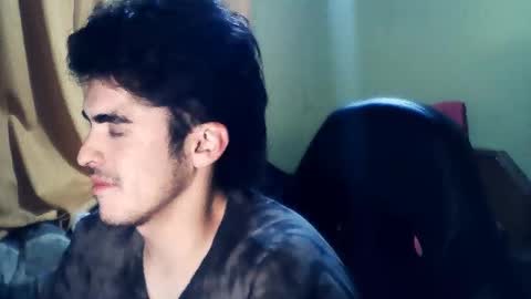 Snapshot of rpaulo25 chatting on November 17, 2025, 1:22 am rpaulo25 online show from November 17, 2025, 1:22 am