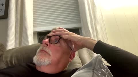 Snapshot of rs006 chatting on October 12, 2025, 2:32 am rs006 online show from October 12, 2025, 2:32 am