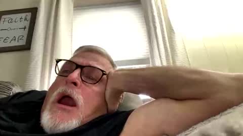 Snapshot of rs006 chatting on October 31, 2025, 2:18 pm rs006 online show from October 31, 2025, 2:18 pm