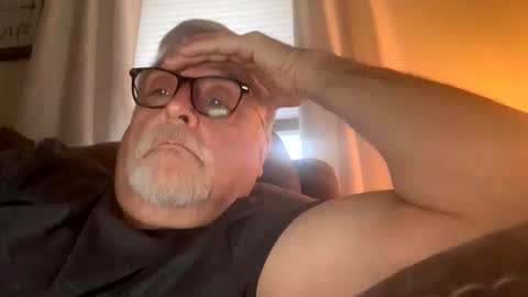 Snapshot of rs006 chatting on March 3, 2026, 3:29 pm rs006 online show from March 3, 2026, 3:29 pm