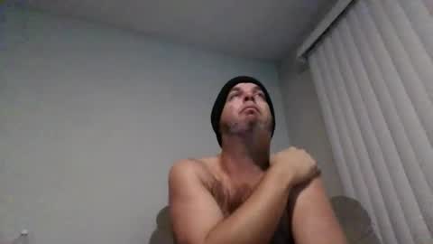 Snapshot of rubbingoneout714 chatting on December 29, 2024, 3:00 am rubbingoneout714 online show from December 29, 2024, 3:00 am