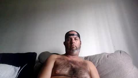 Snapshot of rubbingoneout714 chatting on October 23, 2025, 10:19 pm rubbingoneout714 online show from October 23, 2025, 10:19 pm