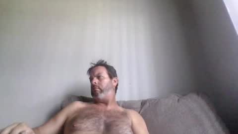 rubbingoneout714 online show from June 24, 2026, 9:25 pm