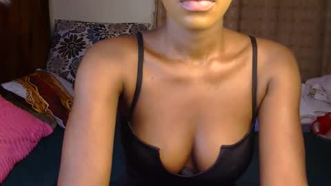 Rosee online show from March 27, 2026, 8:19 pm