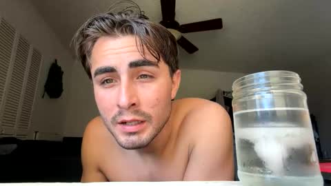 Snapshot of rubenzaragosa09 chatting on April 16, 2026, 10:45 pm rubenzaragosa09 online show from April 16, 2026, 10:45 pm