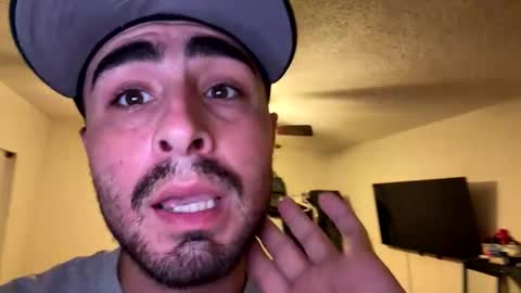 Snapshot of rubenzaragosa09 chatting on May 15, 2026, 12:23 pm rubenzaragosa09 online show from May 15, 2026, 12:23 pm