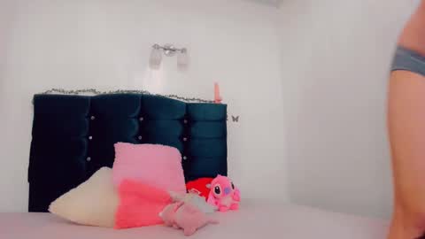 Snapshot of rubi_30 chatting on January 29, 2025, 7:22 pm Rubi i love online show from January 29, 2025, 7:22 pm