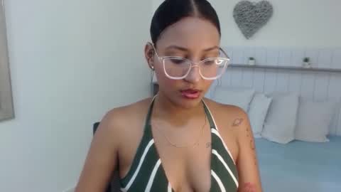rubi_diamondk online show from April 11, 2026, 9:41 pm