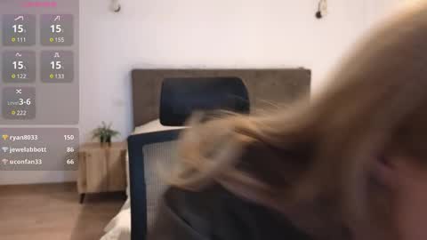 Snapshot of ruby_fit chatting on March 11, 2025, 3:59 am Ruby online show from March 11, 2025, 3:59 am