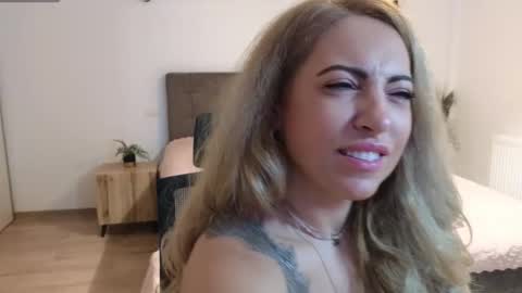 Snapshot of ruby_fit chatting on November 8, 2025, 2:45 am Ruby online show from November 8, 2025, 2:45 am