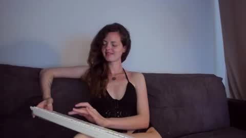 rubyattwood online show from July 28, 2026, 7:37 am