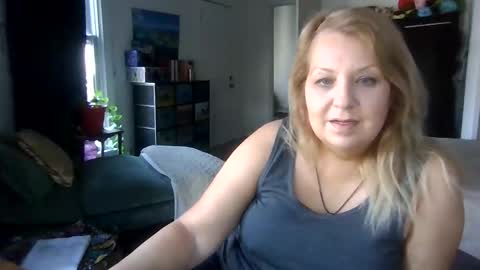 Snapshot of rubygissing chatting on October 1, 2025, 9:54 pm Call me Ruby online show from October 1, 2025, 9:54 pm