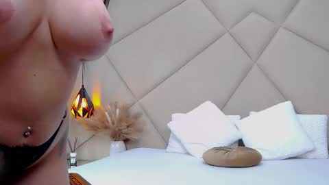 Snapshot of rubyluxee chatting on February 27, 2025, 6:07 am Ruby Luxe online show from February 27, 2025, 6:07 am