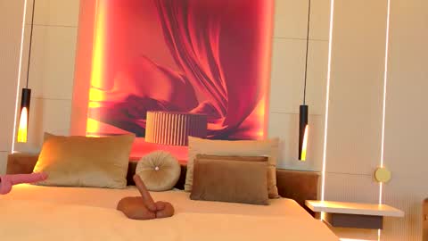 Snapshot of rubyluxee chatting on September 11, 2025, 4:45 am Ruby Luxe online show from September 11, 2025, 4:45 am