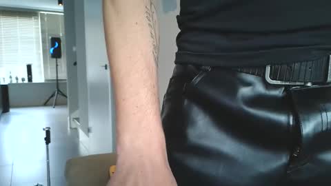 rubyroseandtastytim online show from October 26, 2025, 1:28 pm