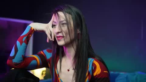  Ruby  online show from February 19, 2026, 1:01 am