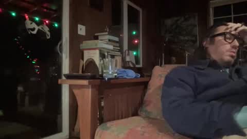 rubywavesback online show from November 30, 2025, 7:12 am