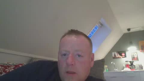 Snapshot of runepetter chatting on April 8, 2026, 7:03 pm bignorwegian online show from April 8, 2026, 7:03 pm