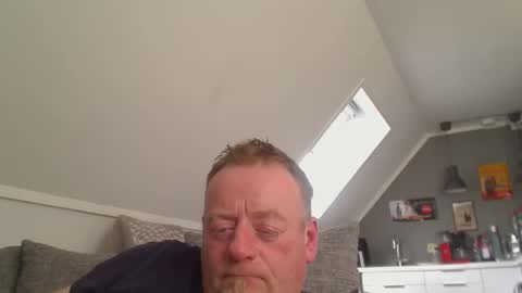 Snapshot of runepetter chatting on May 6, 2026, 5:07 pm bignorwegian online show from May 6, 2026, 5:07 pm