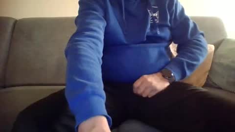 Snapshot of runner_1978 chatting on November 16, 2025, 9:09 pm runner_1978 online show from November 16, 2025, 9:09 pm