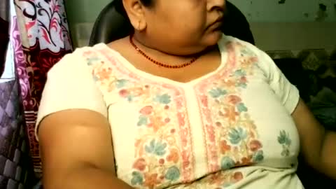 rupali616396 online show from July 2, 2026, 8:31 am