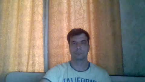 rusqadisx online show from July 3, 2026, 4:02 pm