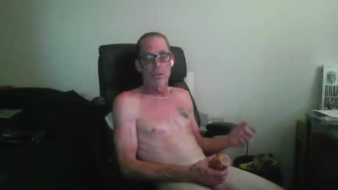 Snapshot of rusty3377 chatting on July 16, 2026, 12:49 am Ren online show from July 16, 2026, 12:49 am