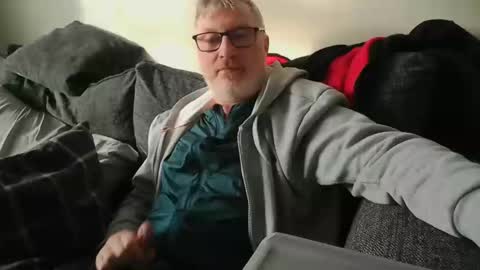 Snapshot of rusty69x chatting on December 16, 2024, 11:22 am rusty69x online show from December 16, 2024, 11:22 am