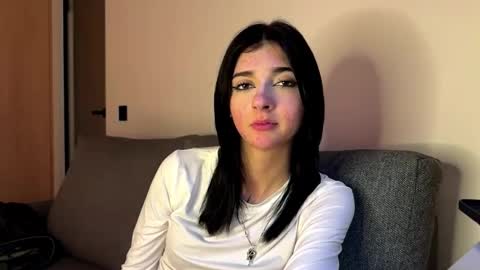 Jess online show from March 29, 2026, 5:18 am