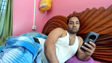 rwb17 online show from February 2, 2026, 9:52 am