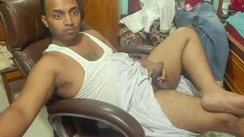 rwb17 online show from April 28, 2026, 11:15 am