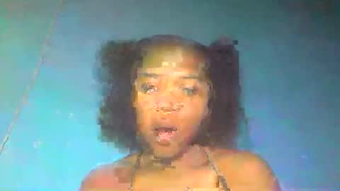 Snapshot of rwuica chatting on November 5, 2025, 2:17 pm Rwuica online show from November 5, 2025, 2:17 pm