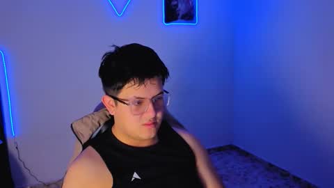 Snapshot of ryan_doretti chatting on November 6, 2025, 12:17 pm Ryan online show from November 6, 2025, 12:17 pm