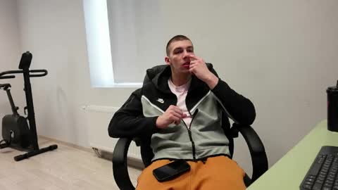 RYAN DOZER online show from April 26, 2026, 6:00 am