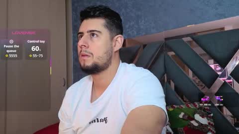 R Y A N online show from December 22, 2025, 11:07 am