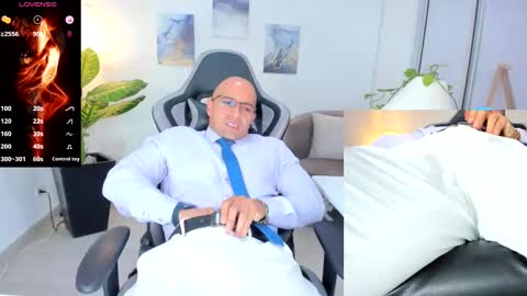 ryan_master_ online show from January 4, 2025, 12:05 pm