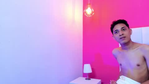 Snapshot of ryan_naughty_boy chatting on November 14, 2025, 12:09 am Ryan online show from November 14, 2025, 12:09 am