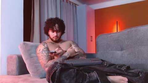 RYAN online show from September 19, 2025, 4:47 am