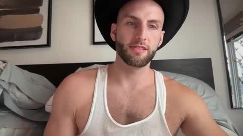 Ryan  Chad online show from November 14, 2025, 6:39 pm