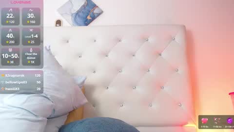 Hanna  online show from February 18, 2025, 5:31 pm