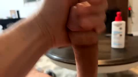 Snapshot of ryanbobby88 chatting on February 10, 2025, 4:30 am ryanbobby88 online show from February 10, 2025, 4:30 am