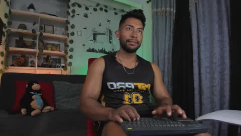 ryanboy30 online show from November 21, 2025, 9:02 pm