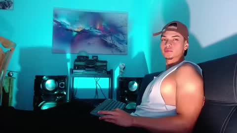 Snapshot of ryangreys01 chatting on November 26, 2025, 1:56 pm Ryan online show from November 26, 2025, 1:56 pm