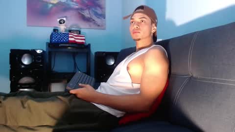 Snapshot of ryangreys01 chatting on November 28, 2025, 11:57 am Ryan online show from November 28, 2025, 11:57 am