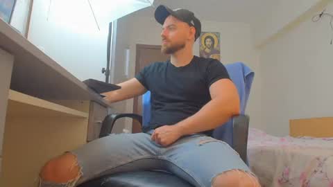 Snapshot of ryanstone_ chatting on July 20, 2026, 6:49 am Ryanstone online show from July 20, 2026, 6:49 am