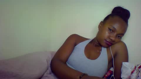 Snapshot of rycie chatting on September 25, 2025, 6:44 pm Rycie online show from September 25, 2025, 6:44 pm