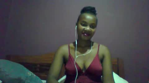 Snapshot of rycie chatting on November 1, 2025, 8:44 pm Rycie online show from November 1, 2025, 8:44 pm