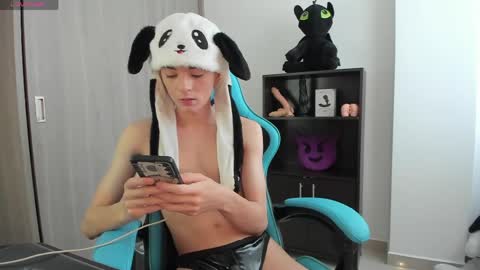 RYO BLEU online show from May 21, 2026, 8:38 pm
