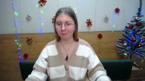 Snapshot of rysakosaylya chatting on January 13, 2025, 8:58 am RysaKosaYlya online show from January 13, 2025, 8:58 am