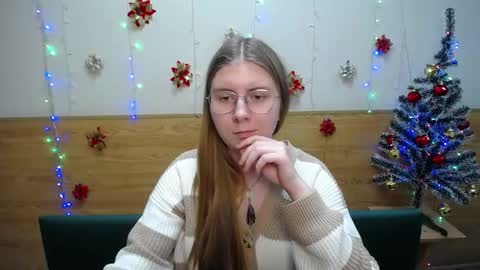 Snapshot of rysakosaylya chatting on January 15, 2025, 9:02 am RysaKosaYlya online show from January 15, 2025, 9:02 am